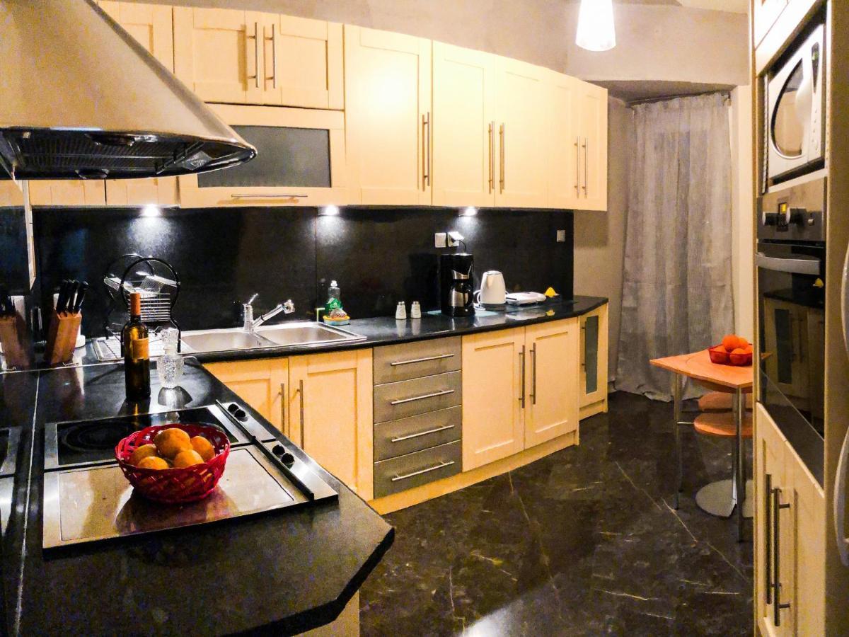 Central Beautiful Apartment In Athens Downtown! Εξωτερικό φωτογραφία